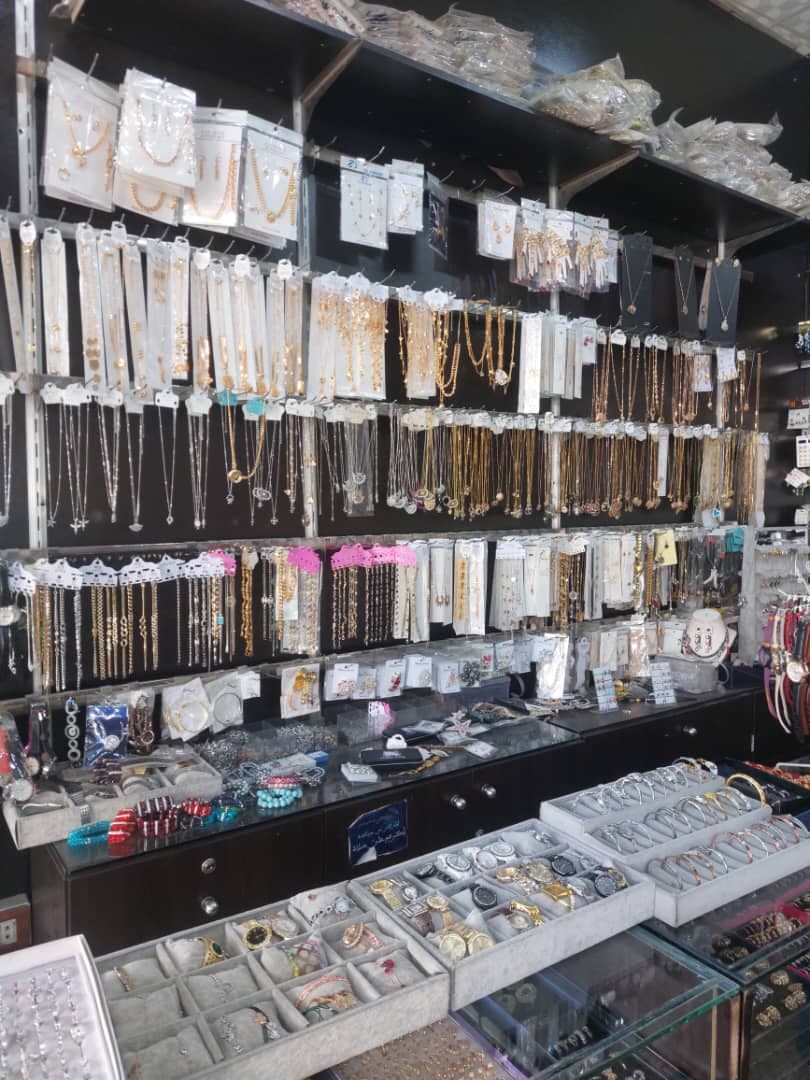 صورة منشأة اكسسورارت ماجد - قسم محل عطور ومواد تجميل في Al-Midan 3