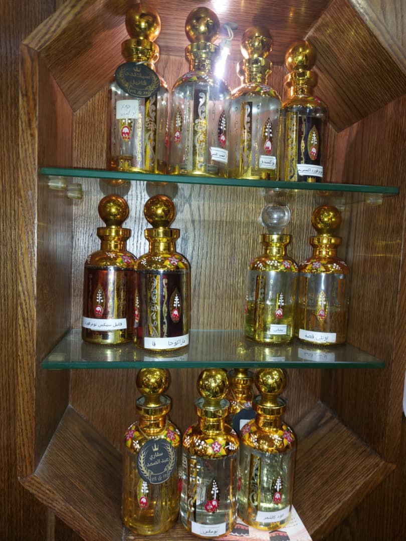 صورة منشأة M&M أهل الثقة للعطورات - قسم محل عطور ومواد تجميل في Old City 8